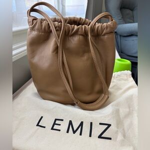 LEMIZ Allegro Bucket Bag - Caramel